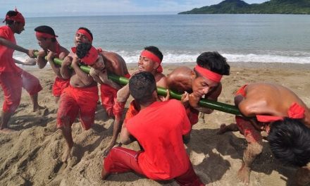 Bambu Gila Menjadi Tradisi Mistis Di Maluku