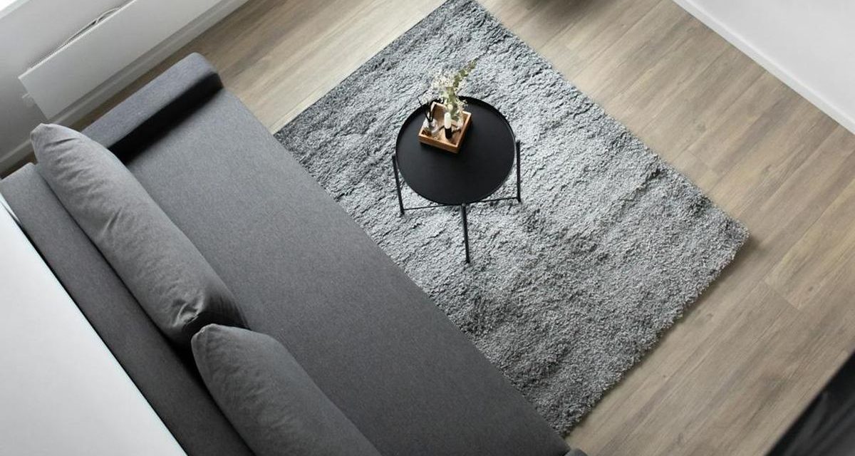 Alas Lantai Karpet Yang Berguna Sebagai Penutup