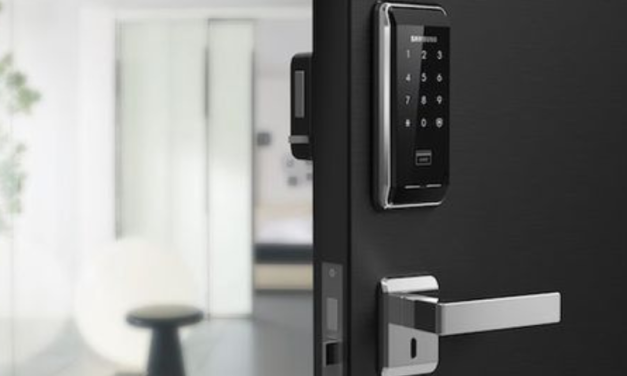 Teknologi Keamanan Yang Canggih Pada Smart Door
