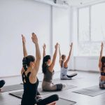 Melatih Fisik Melalui Olahraga Kebugaran Yoga