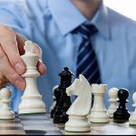 Memainkan Strategi Di Atas Olahraga Papan Catur