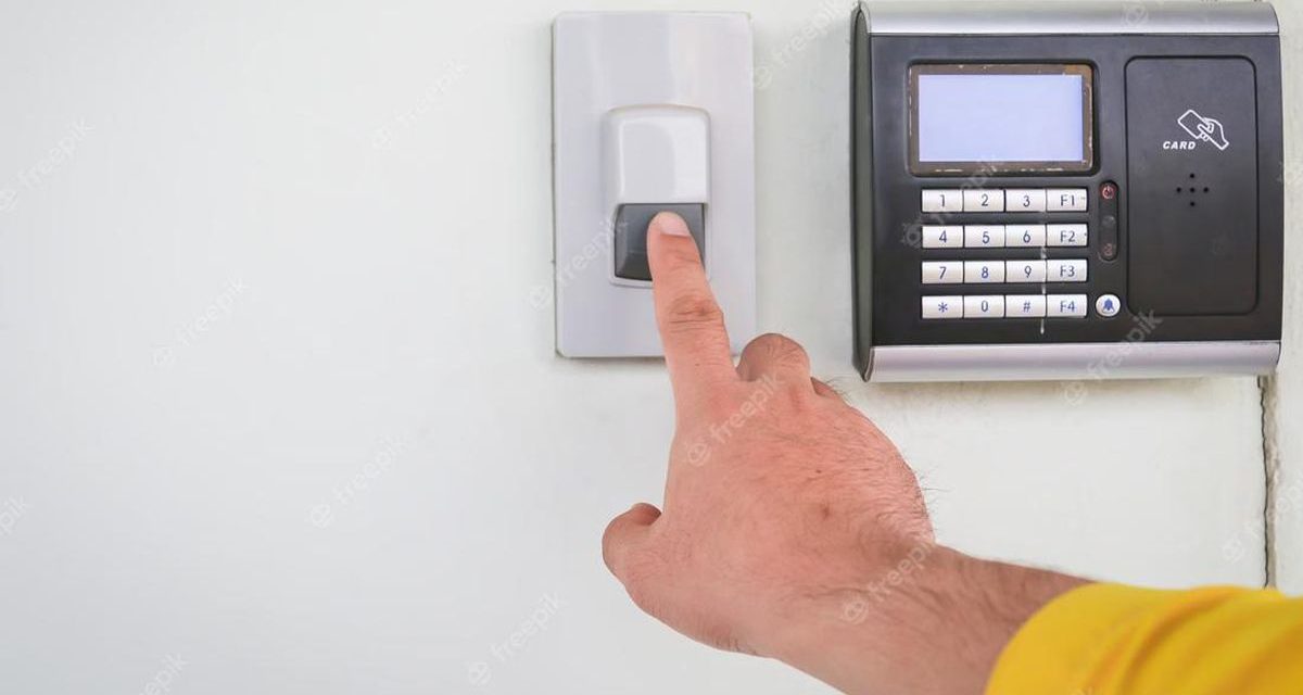 Pemberitahuan Tamu Melalui Alat Canggih Bel Pintu