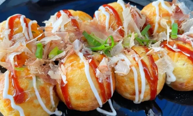 Makanan Bulatan Kecil Yang Berasal Jepang Takoyaki