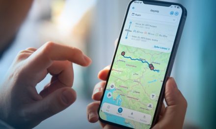 Sistem Pelacakan Tracker Dengan Teknologi Yang Canggih