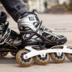 Kegiatan Rekreasi Dengan Sebuah Sepatu Roda
