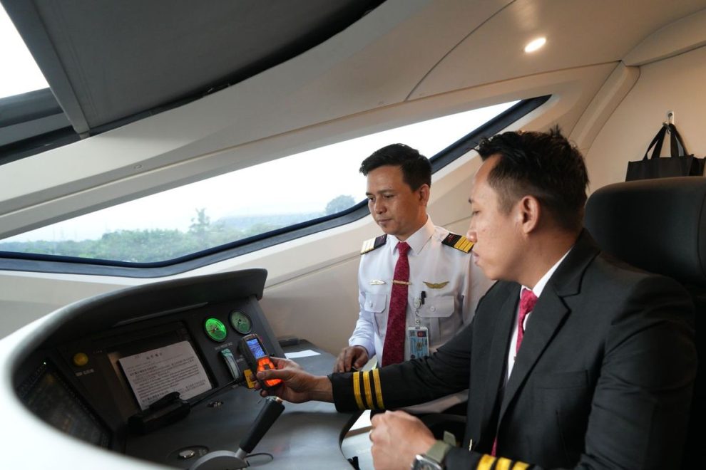 Profesi Khusus Masinis Pembawa Kereta Api