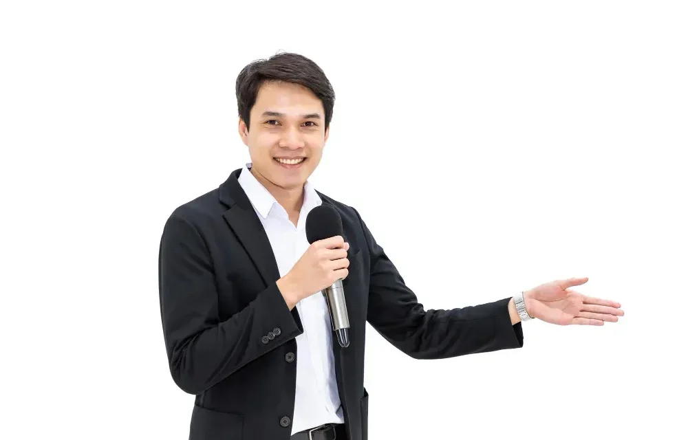 Seseorang Profesi MC Sebagai Pembawa Acara