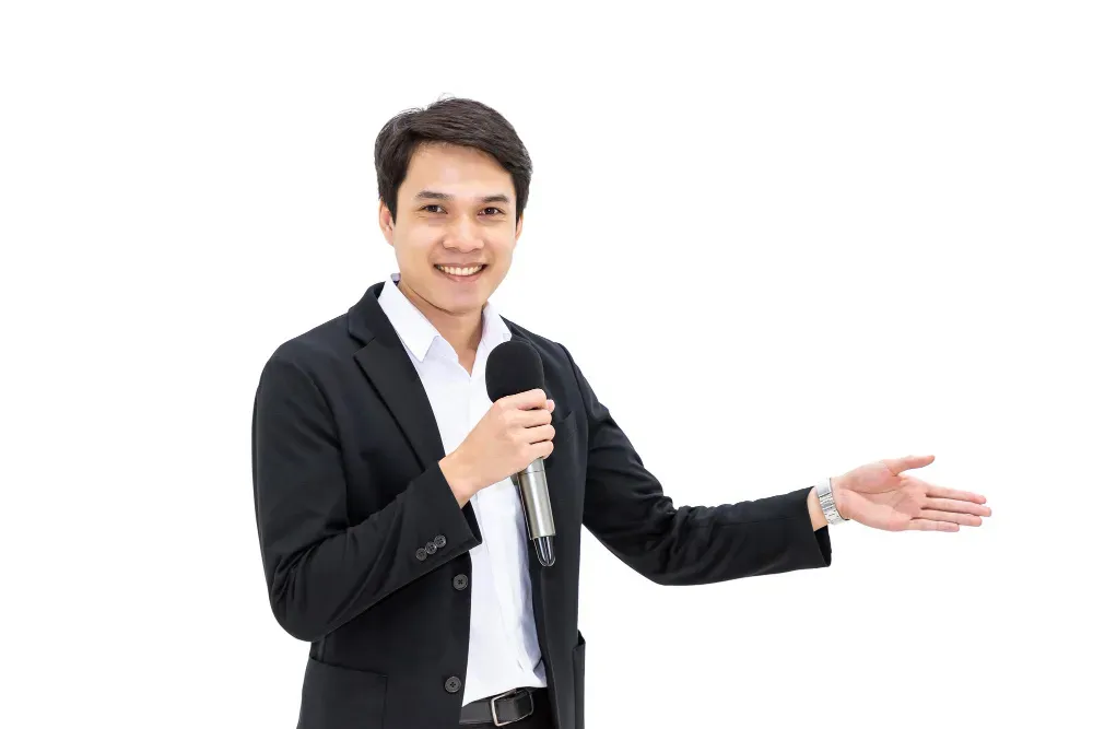 Seseorang Profesi MC Sebagai Pembawa Acara