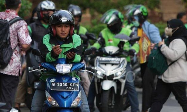 Transportasi Umum Ojek Pangkalan Tanpa Aplikasi