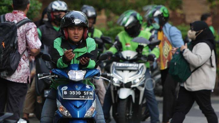 Transportasi Umum Ojek Pangkalan Tanpa Aplikasi