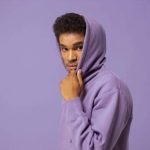 Trend Pakaian Atasan Hoodie Dengan Berbagai Model Modern