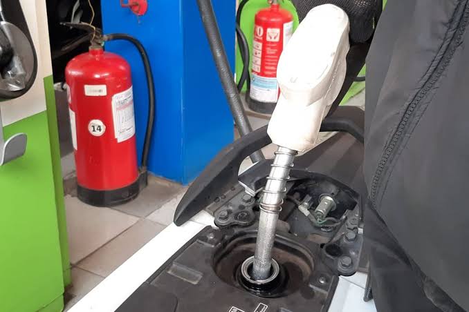 Sebuah Minyak Tenaga Kendaraan Yaitu Bensin