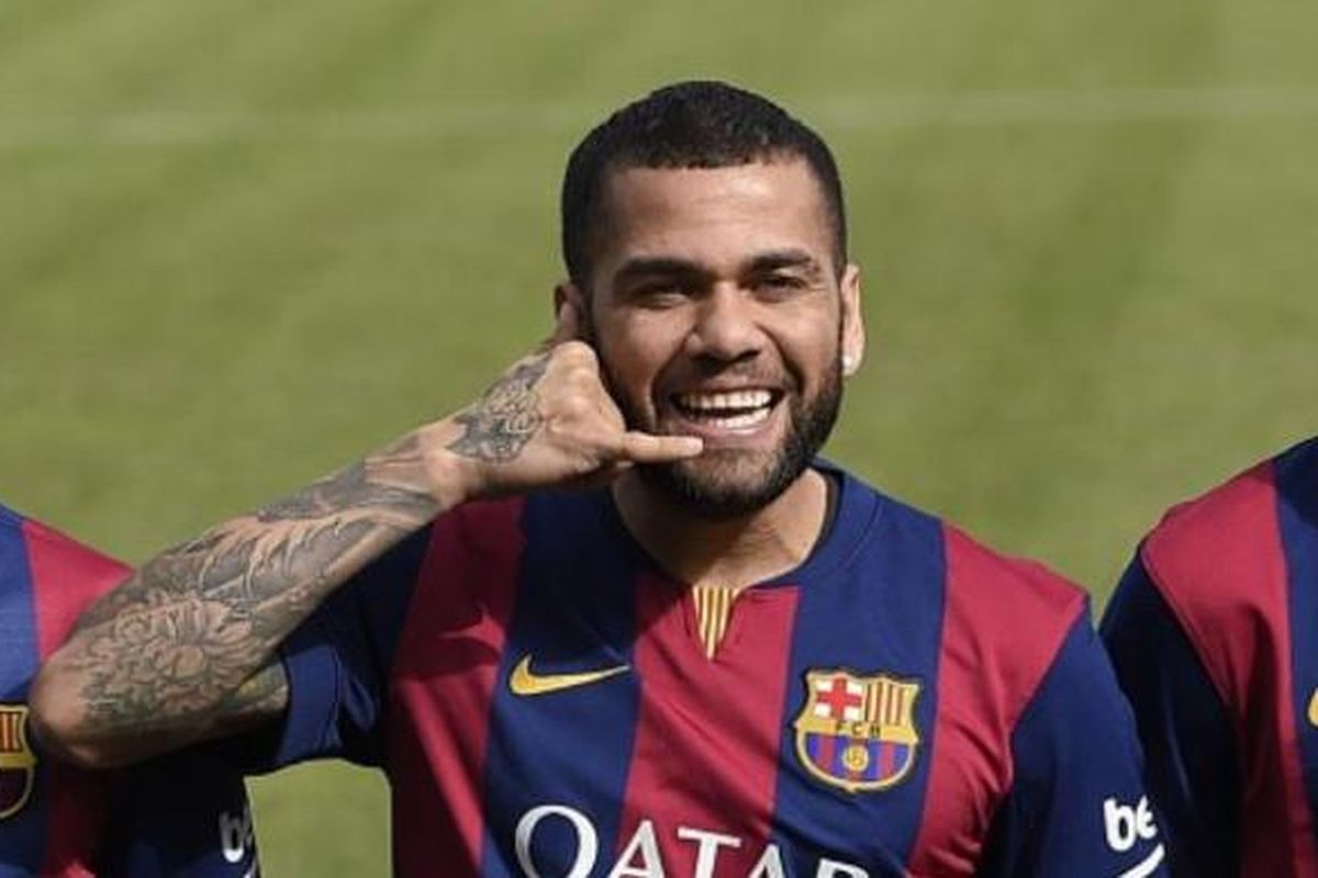 Pemain Profesional Brasil Dani Alves SepakbolaPemain Profesional Brasil Dani Alves Sepakbola